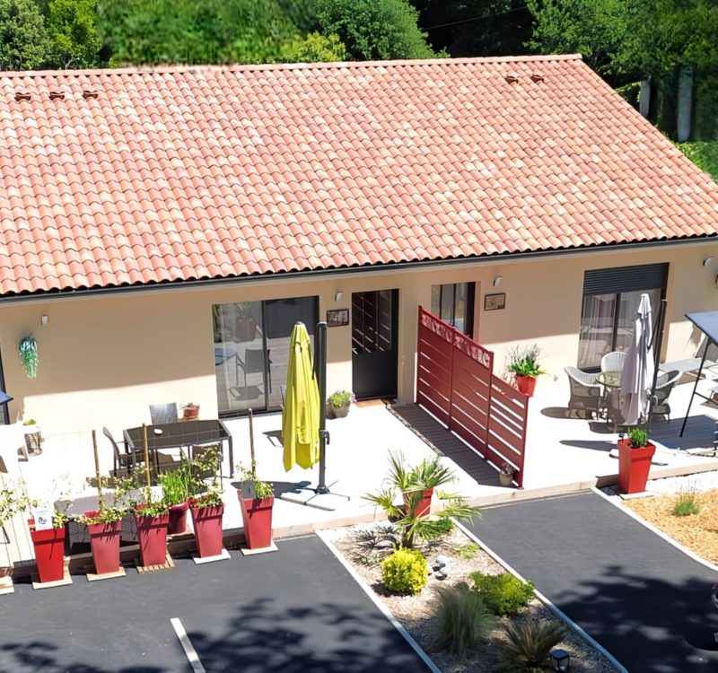 Gites Geai des chênes et Pic épeiche.